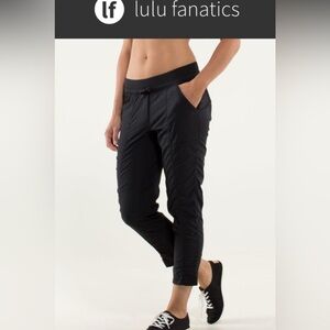 Lululemon Street To Dance Studio Crop Jogger Sz 8 Black